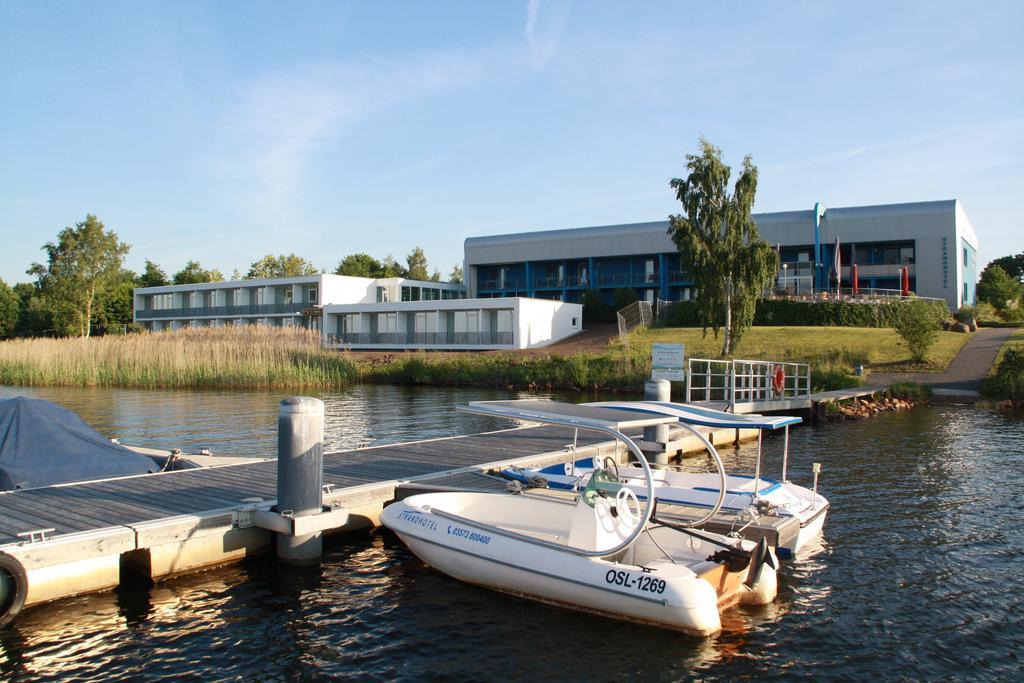 Strandhotel Senftenberger See Ruang foto