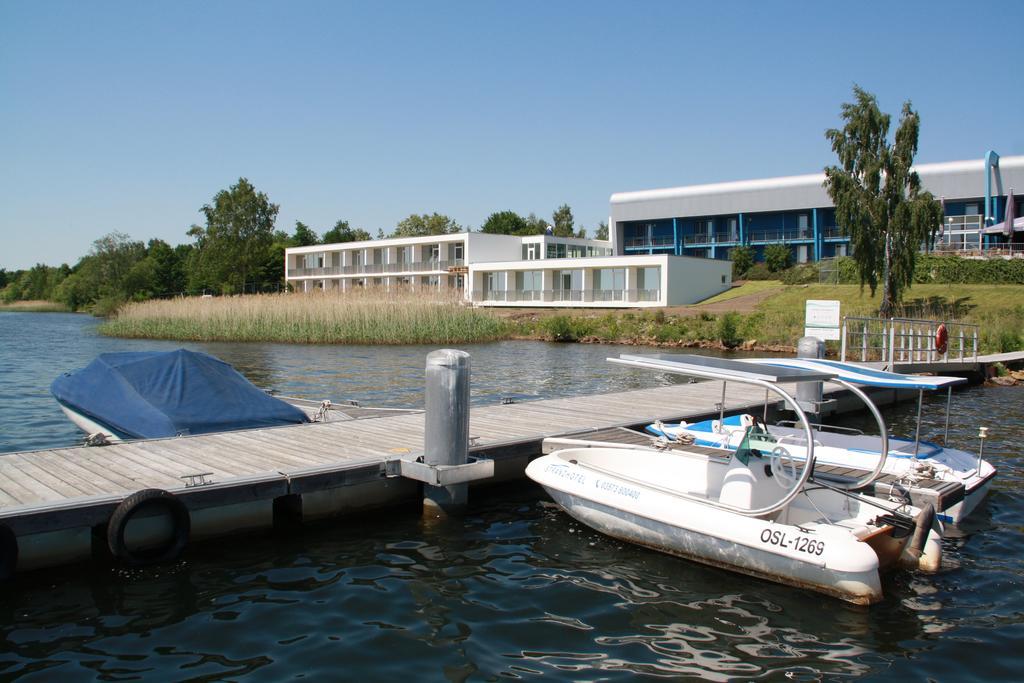 Strandhotel Senftenberger See Ruang foto